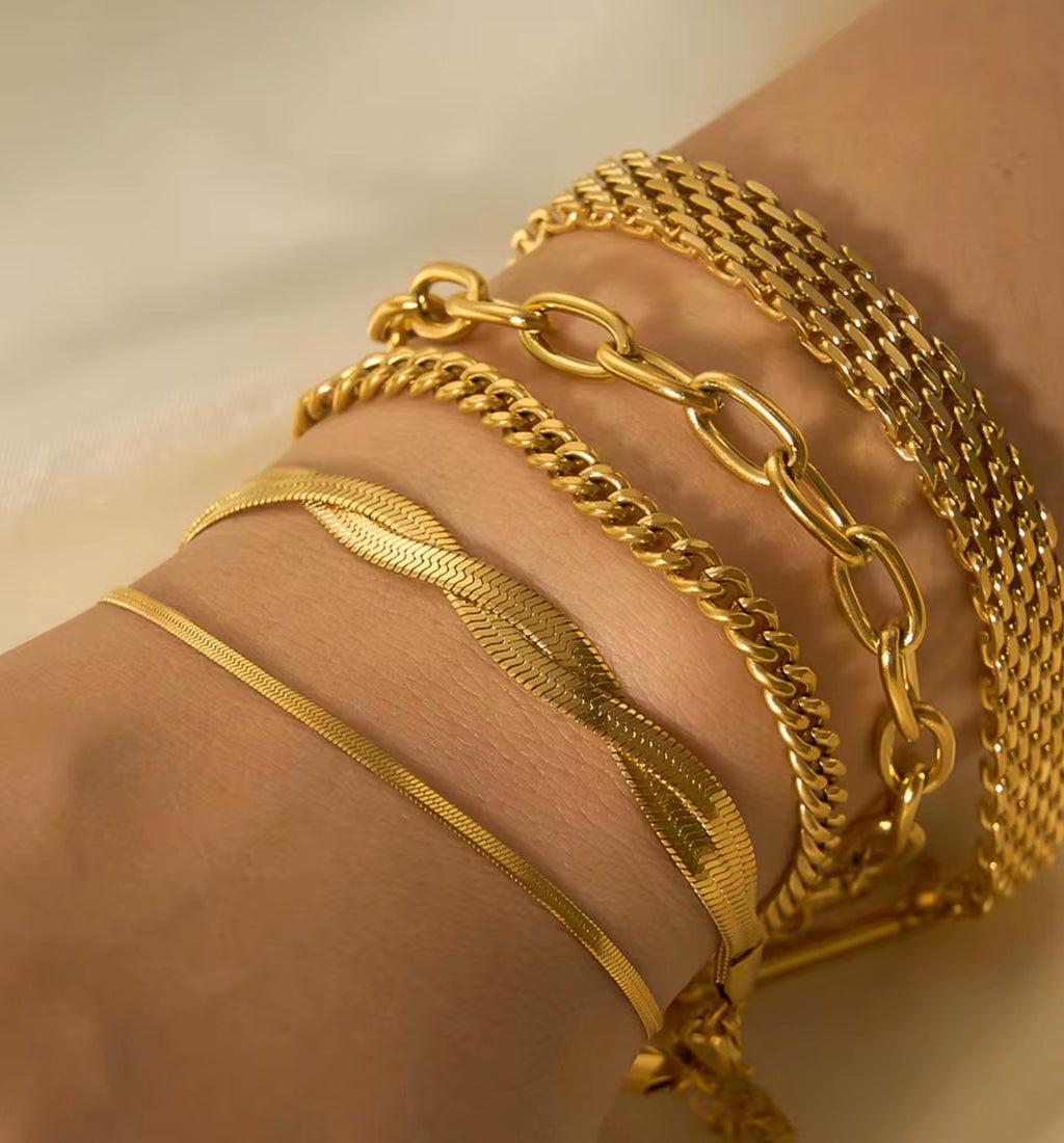 Tarnish-Free Gold Bracelet