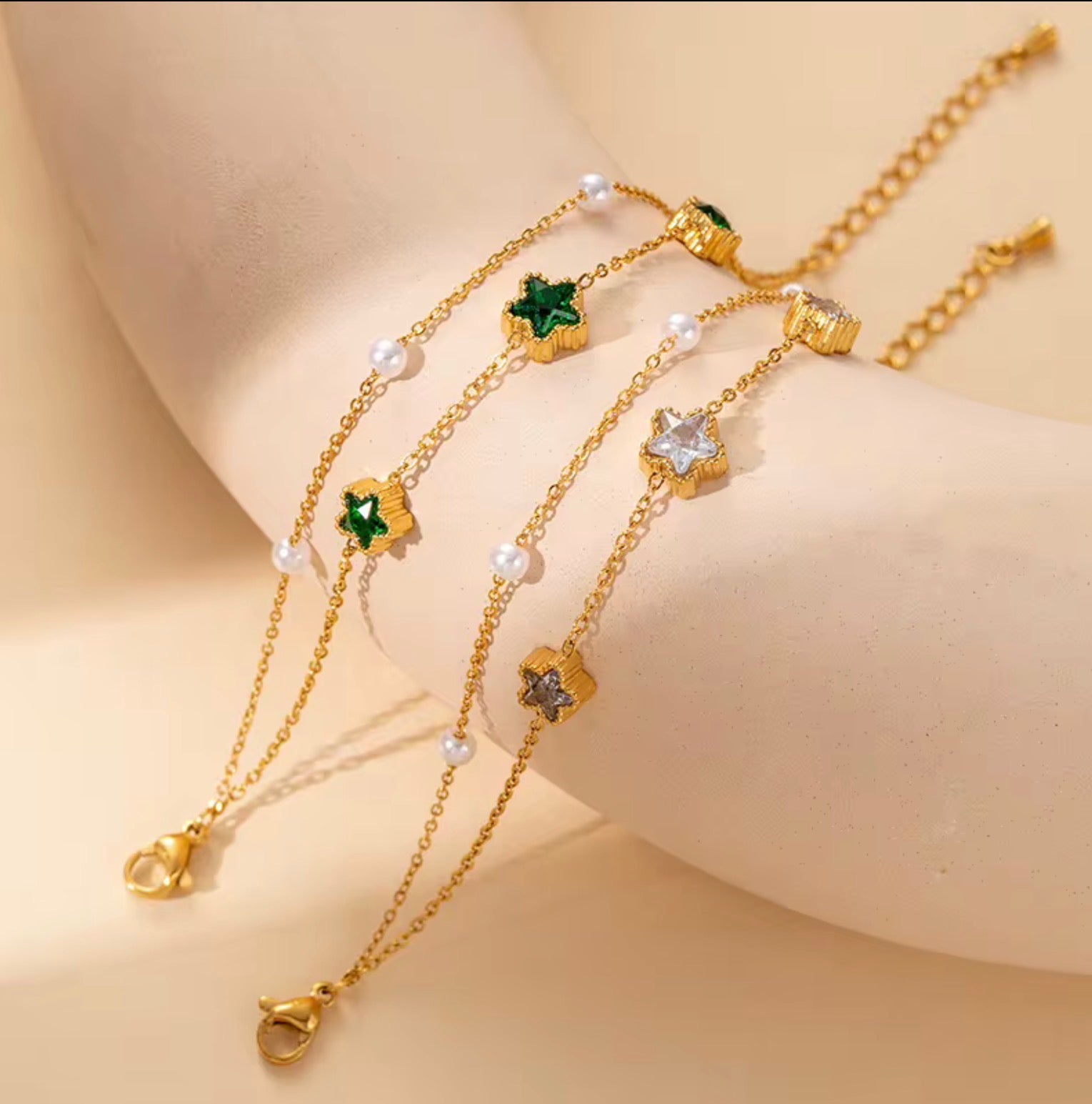 Green & White Clover Bracelet | Maison Noir by Mirl