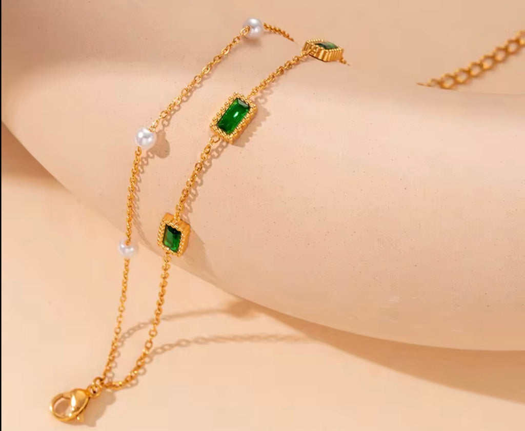Green & White Clover Bracelet | Maison Noir by Mirl