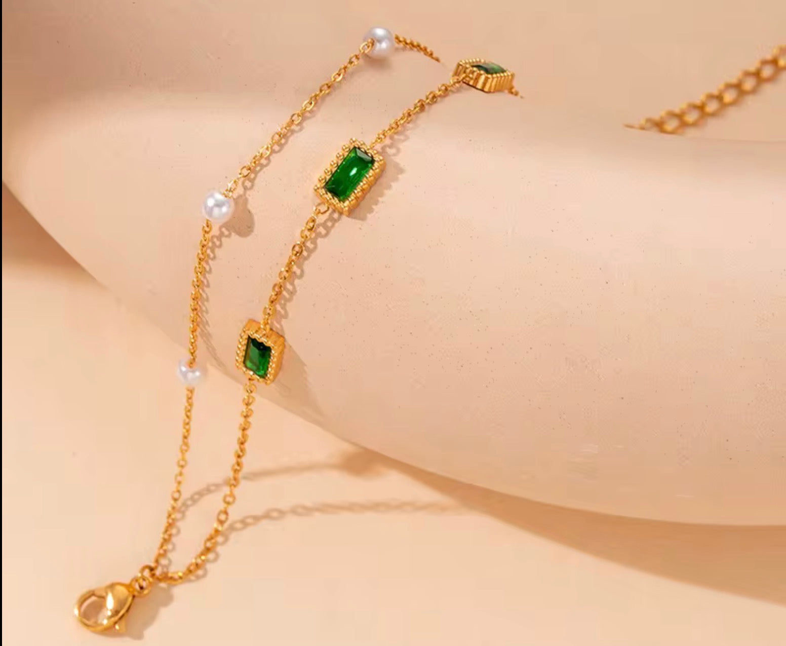 Green & White Clover Bracelet | Maison Noir by Mirl