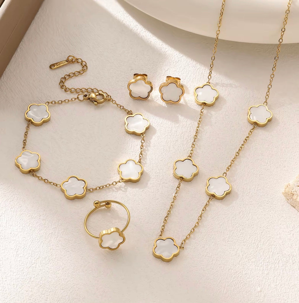 Maison Noir Jewelry – Clover Collection