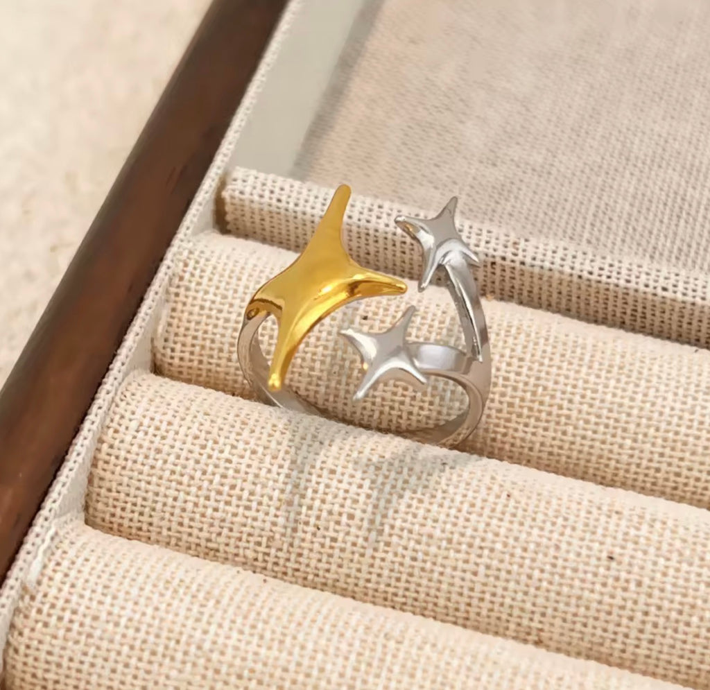 Assorted Two-Tone Rings – Set of 3