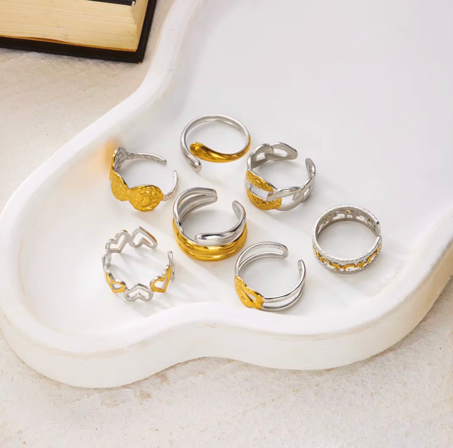 Assorted Two-Tone Rings – Set of 3