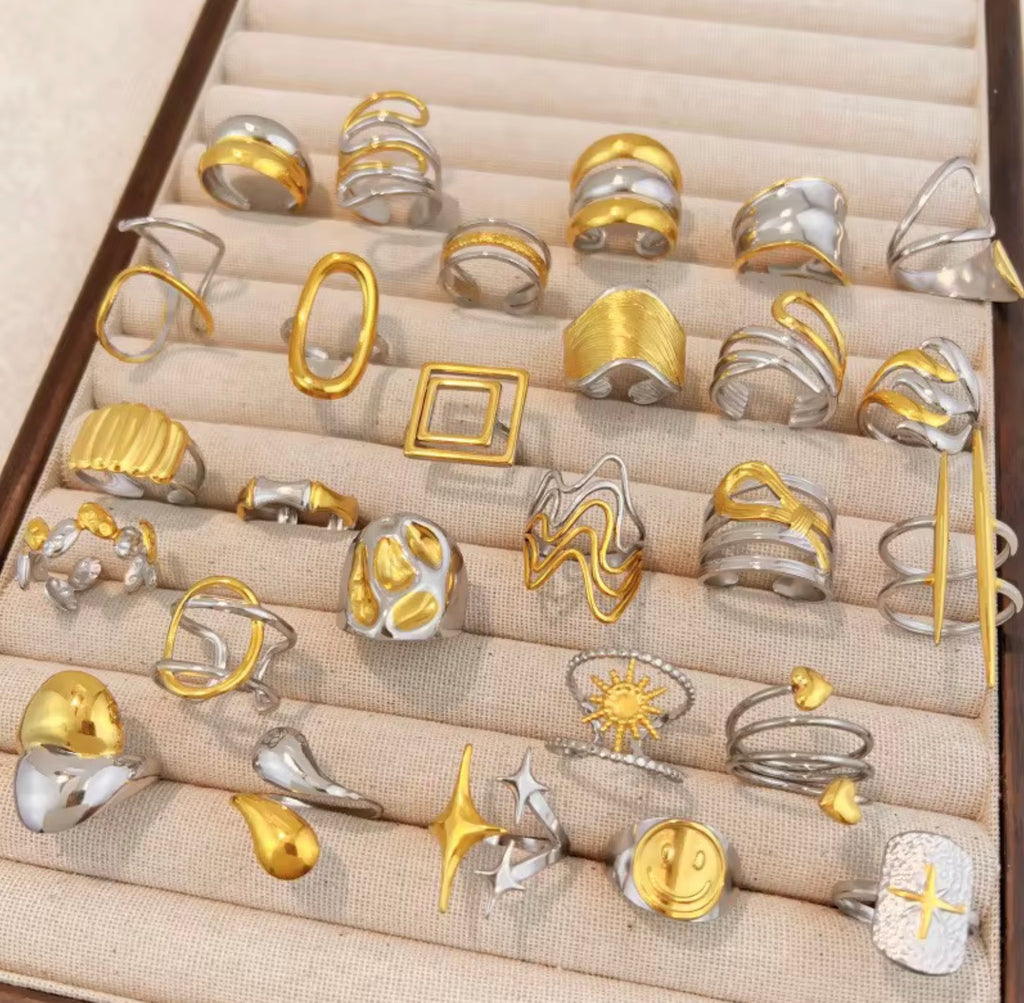 Assorted Two-Tone Rings – Set of 3